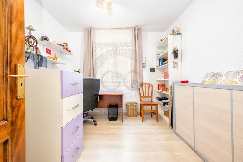Foto 7910849c-5d3a-41bb-bfe8-354f77db7fb8. Apartamento en calle artenara 6 en San Fernando San Bartolomé de Tirajana