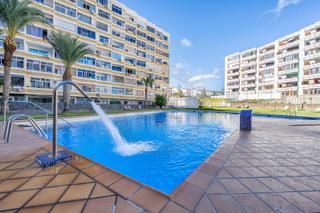 Etagenwohnung in Avenida tirajana 40