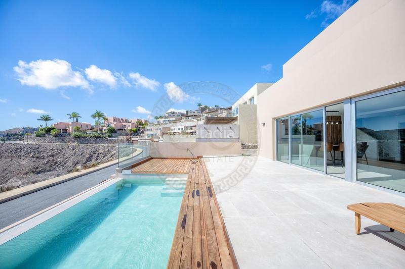 Foto 83e003ca-0eb8-4576-8e11-9922f86e123e. Chalet con parcheggio piscina in Salobre Golf San Bartolomé de Tirajana