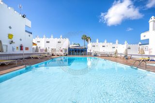Casa adossada  Avenida gran canaria de. Exclusivo dúplex de 2 dormitorios en marbella golf, playa del in