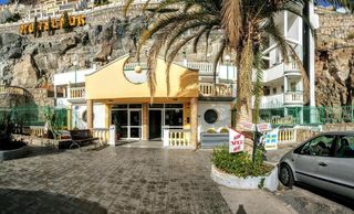 Rent Penthouse  Calle petrel. Apartamento con espectaculares vistas al mar sobre playa del cur