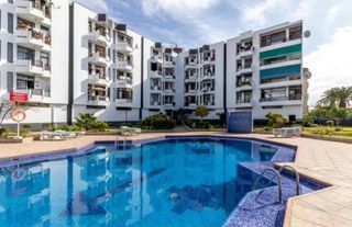 Apartamento  Avenida 8 de marzo. Moderno apartamento cerca del yumbo center en playa del inglés