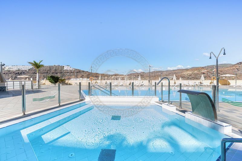 Foto 7d89d454-a476-4652-8329-22a4eecea360. Lloguer casa adossada amb aparcament piscina a Puerto Rico Mogán