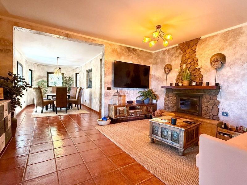 Foto aa324fd2-3127-4664-abd4-6d2719c44587. Casale con riscaldamento parcheggio piscina in Valle de los Nueve - El Ejido - Medianías Telde