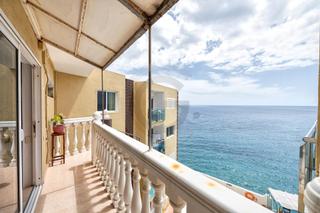 Pis  Dragos los. Apartment with seaviews, first line of sea