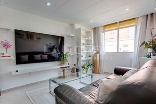 Appartement à La Verneda - La Pau