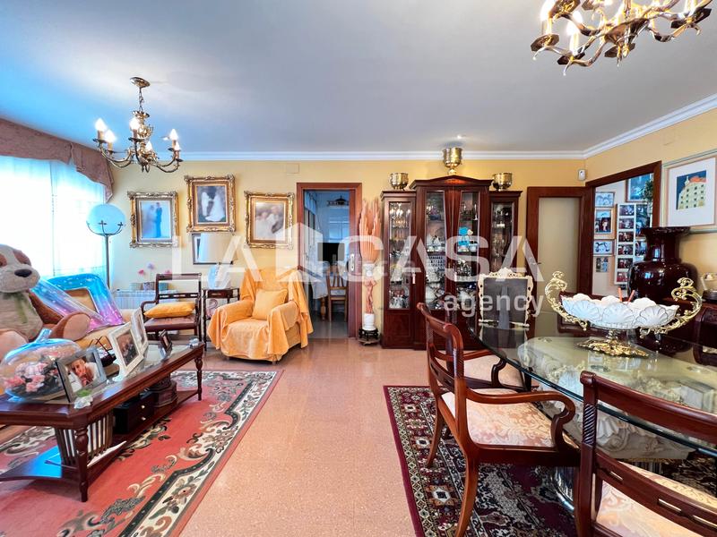 Foto d3882128-0aa1-4d86-8ea5-95bd40511bb0. Appartement dans Progrés - Pep Ventura Badalona