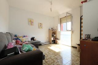 Piso en La Verneda - La Pau