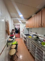 Rez-de-chaussée à El Raval