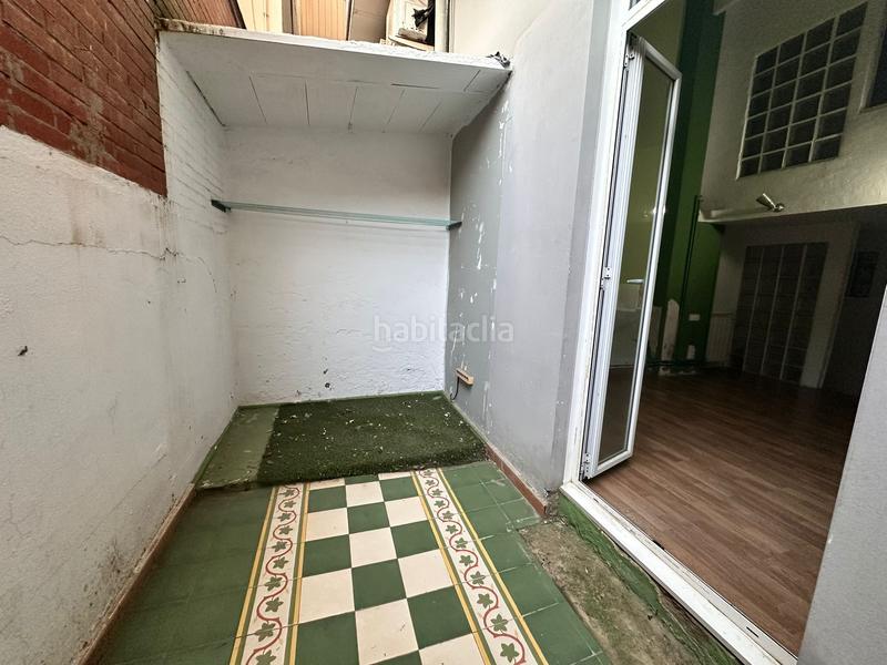 Foto beb26d36-4bb3-493e-adf9-0fe263e56db7. Piso en El Camp de l´Arpa del Clot Barcelona