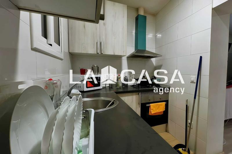 Foto a27b6d21-f6ff-4814-8c6f-0b05423ca5c3. Local comercial en Prosperitat Barcelona
