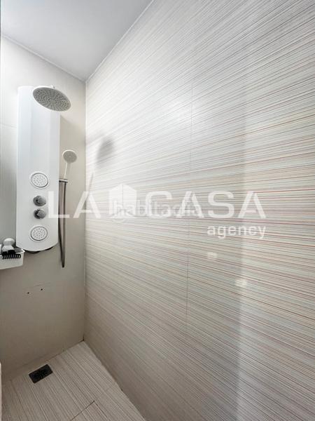 Foto d3bef5e8-de3a-42eb-9de6-3b542a399abc. Chalet en Sant Andreu de Palomar Barcelona