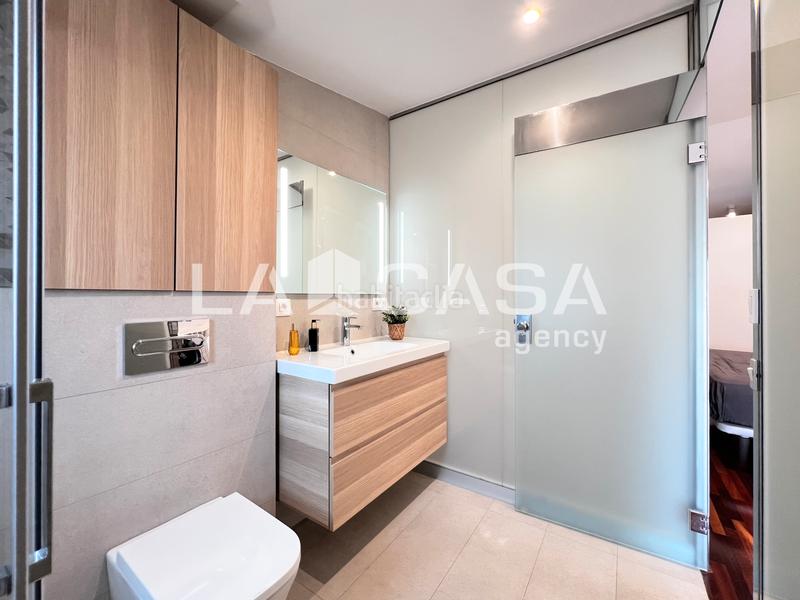 Foto f41f486a-466f-4878-a59f-bff0e355d86c. Chalet con riscaldamento in Sant Andreu de Palomar Barcelona