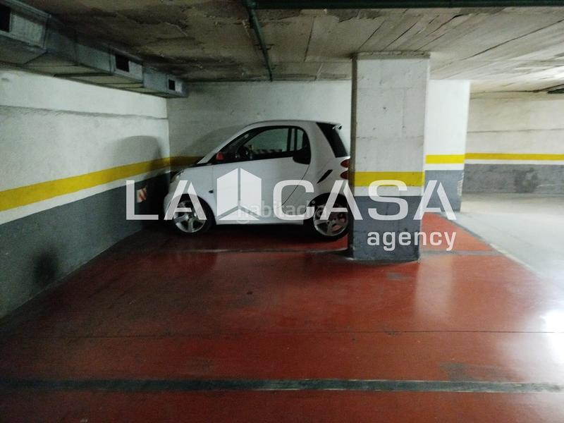 Foto 20efef94-b505-4136-8a00-77edc8450826. Parking coche en Sant Andreu de Palomar Barcelona