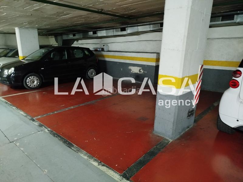 Foto d18e0107-b573-4a9a-9323-95d7106616c9. Posto auto in Sant Andreu de Palomar Barcelona