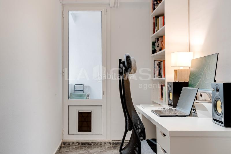 Foto 14216a12-8b13-4321-8d50-e836190d9ddc. Flat with heating in La Verneda - La Pau Barcelona