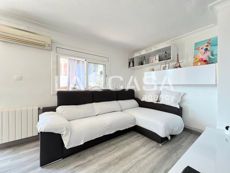 Foto 1b1b6e14-9c92-4192-b35a-e0e9c90415f0. Attique avec chauffage dans Roquetes Barcelona