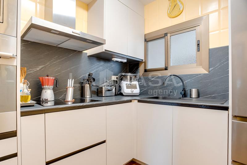 Foto e9e15737-fb4f-468d-9476-ac0459c8bff6. Etagenwohnung in Sant Roc Badalona