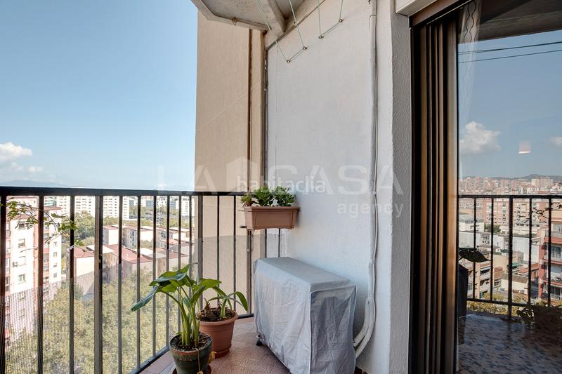 Foto ee346fa7-1ceb-485c-9828-9bfbafe41327. Etagenwohnung in Sant Roc Badalona