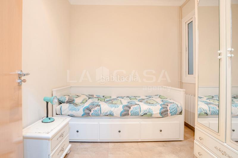 Foto a68a7d6b-0646-4018-b94a-45e4ddb530c2. Etagenwohnung mit heizung in El Clot Barcelona