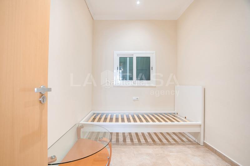 Foto ac289116-bc9f-4622-a8c9-95efcb8fe012. Flat with heating in El Clot Barcelona