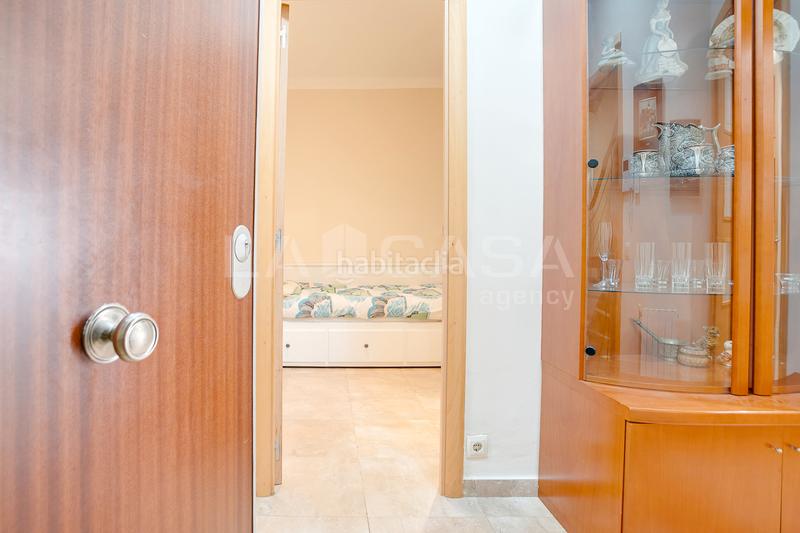 Foto 48a4ddbd-5b2b-44ae-96a1-a85204ca9fce. Piso en El Clot Barcelona