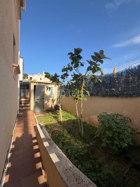 Foto 7aad68aa-801a-468e-942b-959a580eecff. Casa en Cunit residencial Cunit