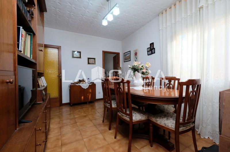 Foto c4c9a587-33bb-4293-b769-5a18637157a7. Piso en Vilapicina - Torre Llobeta Barcelona