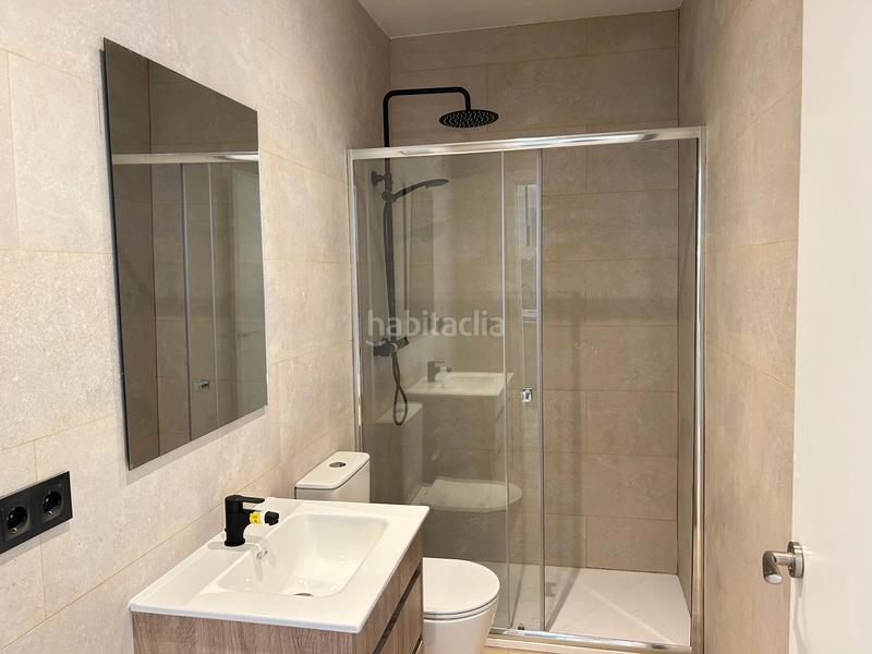 Foto 784f3757-86e3-4e5d-97c5-6c2b38511511. Local comercial en Vilapicina - Torre Llobeta Barcelona