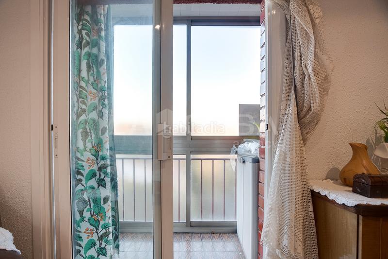 Foto 432b3973-0a39-4eba-bf3a-bd954f357722. Etagenwohnung mit heizung in Safaretjos Santa Coloma de Gramenet