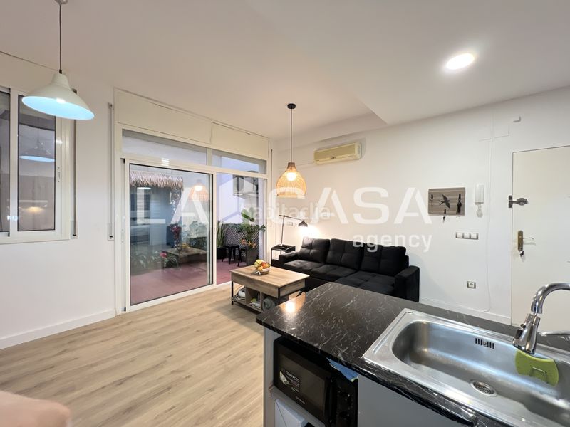 Foto 0311e594-1c3b-4964-88d5-e50c0281c6d1. Pis a Gòtic Barcelona