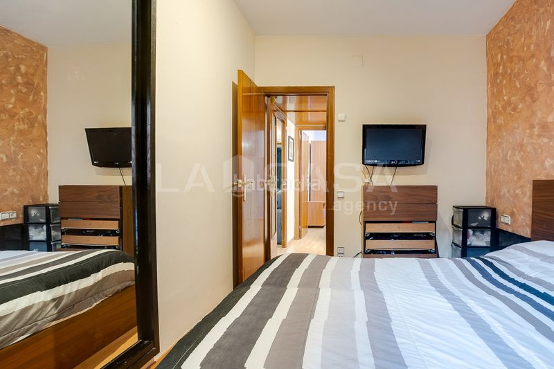 Foto 1c9270f7-8bf7-454e-a6c3-d7bb2bce9fa3. Piso en Besòs - Maresme Barcelona