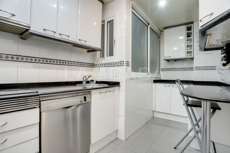 Foto a0e44be2-88d9-46a4-910b-6d60cb36367b. Piso en Besòs - Maresme Barcelona