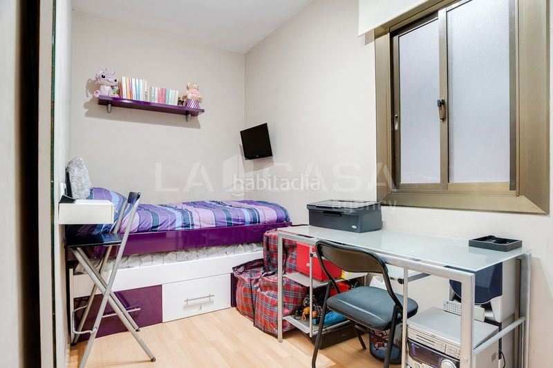 Foto b3879870-3761-4c95-a7d2-bc6fda7659a7. Piso en Besòs - Maresme Barcelona