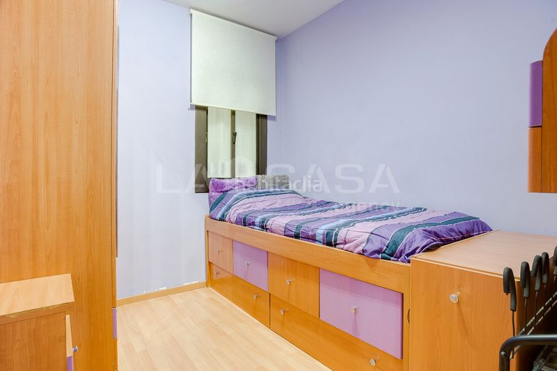 Foto bdc3f29d-91bc-4202-bcec-bb7c87e5d55e. Piso en Besòs - Maresme Barcelona