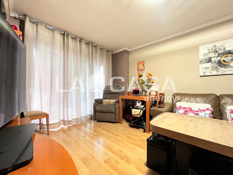 Foto a148069b-0b8a-4667-9b51-094a1148920f. Pis a La Salut Badalona