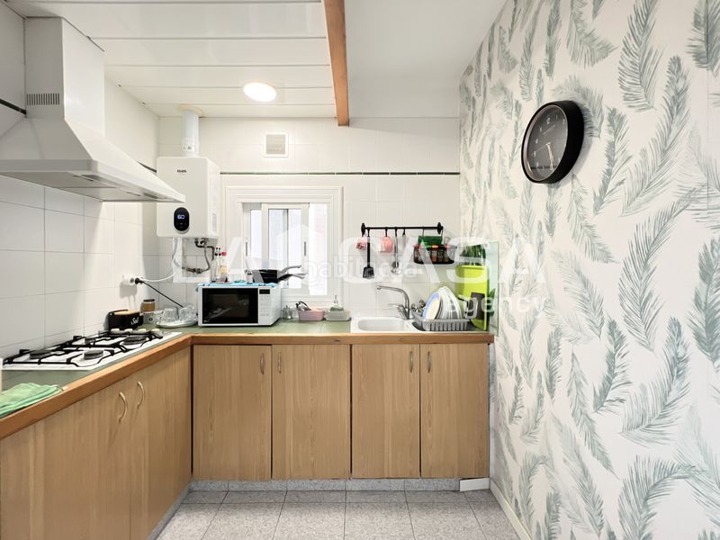 Foto 5da2eaea-208a-474b-838d-9c30963867ba. Pis a Prosperitat Barcelona