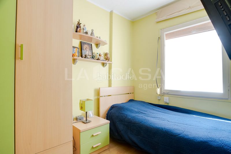 Foto fb03aa94-17ea-4b1c-ba8c-d14867cb0939. Pis a Sant Ildefons Cornellà de Llobregat