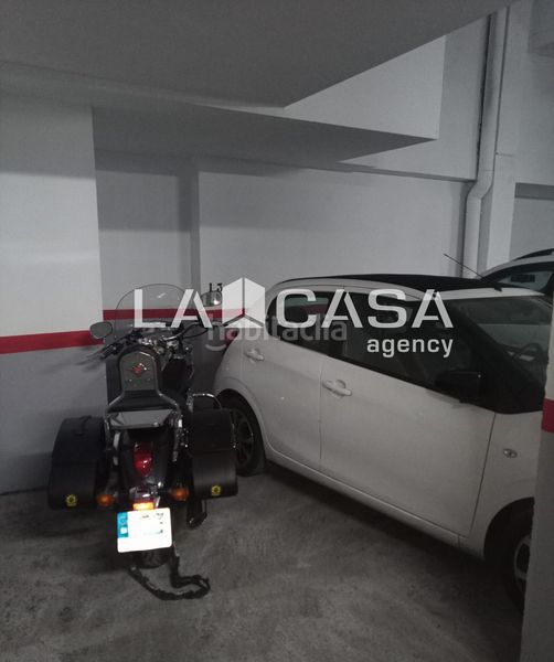 Foto 59ea6a89-18e2-4082-b305-4108e5345c34. Aparcament cotxe a Sant Andreu de Palomar Barcelona