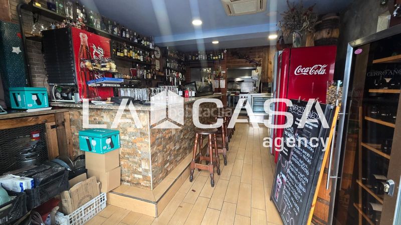 Foto 48803572-f053-4ea2-a759-cad7f6477622. Local comercial a La Guineueta Barcelona