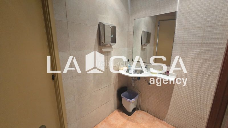 Foto 9e9dae3a-00c2-43dc-b6e7-60d0f8b97485. Local comercial a La Guineueta Barcelona
