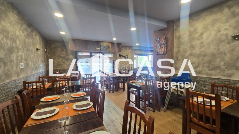 Foto db89b44a-ea0d-4f99-b86a-88030be22e59. Local comercial a La Guineueta Barcelona