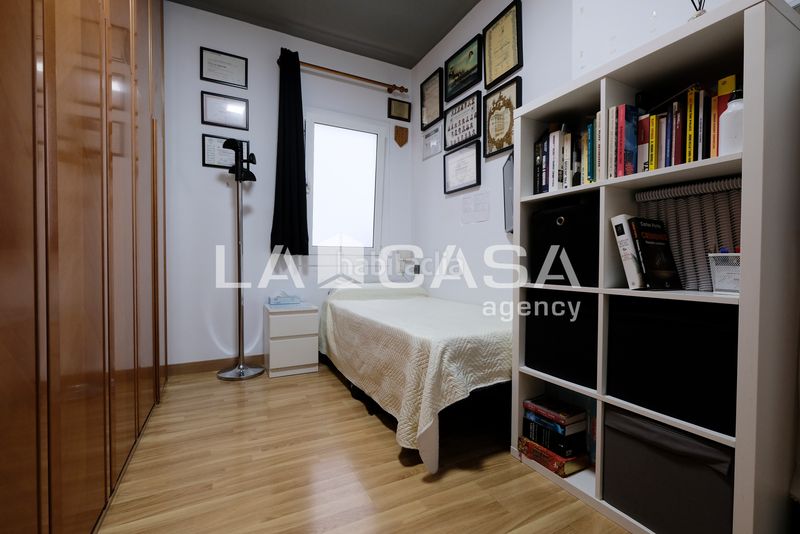 Foto 6883b8dc-bed8-4c8d-807e-cf90b1100de0. Pis a Vilapicina - Torre Llobeta Barcelona
