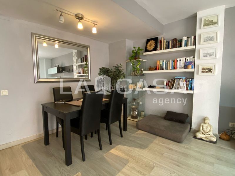 Foto 7f0e6f6f-a2ce-4e1f-bb5c-79e36237a922. Casa amb calefacció aparcament a Puigfred Badalona