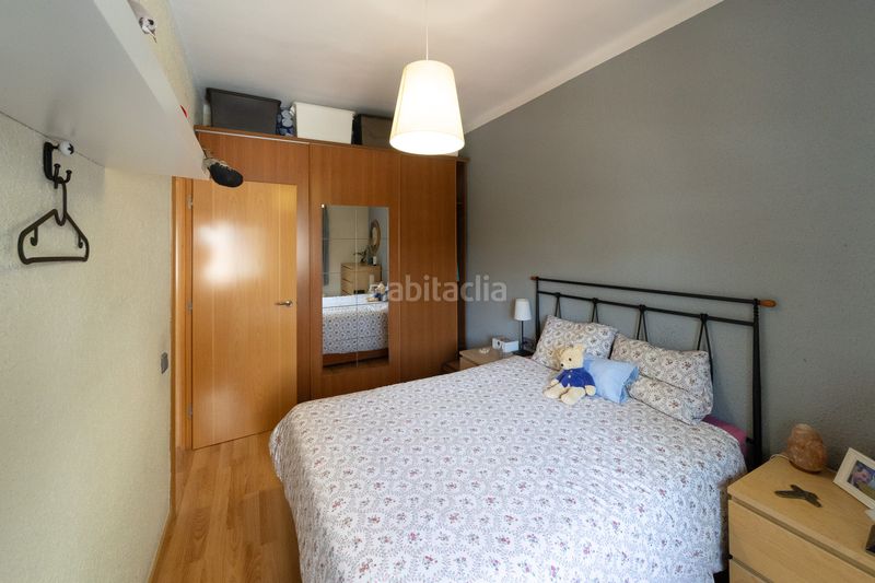 Foto 03caeb73-ae56-4fb7-8d29-ae2ee7435f42. Pis a Vilapicina - Torre Llobeta Barcelona