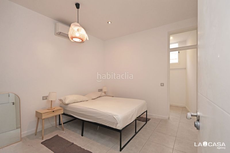 Foto eafdfba6-5ac8-43df-84e8-004f837c3d20. Planta baixa amb calefacció a El Poble Sec - Parc de Montjuïc Barcelona