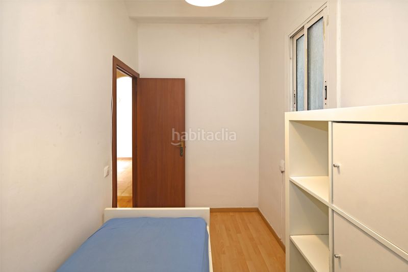 Foto 1340ef09-50e4-4dea-97f9-d1317d495c1b. Pis a Sants Barcelona