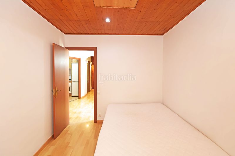Foto 5fac028f-70a1-4f7f-a9ac-e6ee1ebe47e1. Pis a Sants Barcelona
