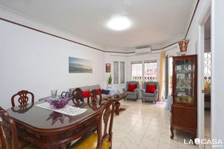 Flat in El Poble Sec - Parc de Montjuïc