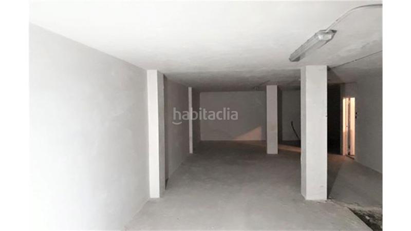 Foto eef8b6e4-b0c5-489a-a6b2-68474a699e65. Local comercial a calvo sotelo 24 a Carballiño (O)